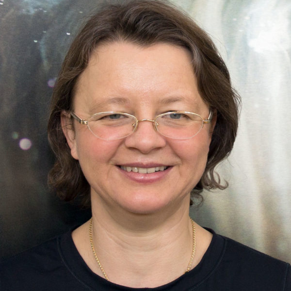 Katrin Becker Headshot
